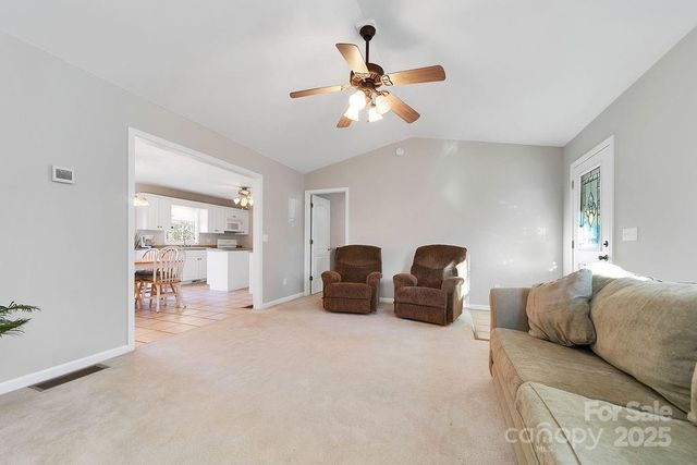 43 Redden Road, Hendersonville, NC 28739