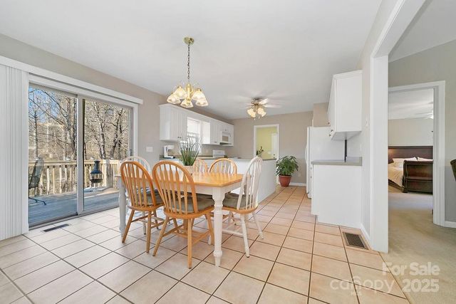 43 Redden Road, Hendersonville, NC 28739