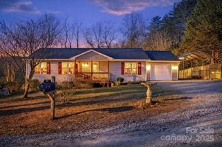 43 Redden Road, Hendersonville, NC 28739