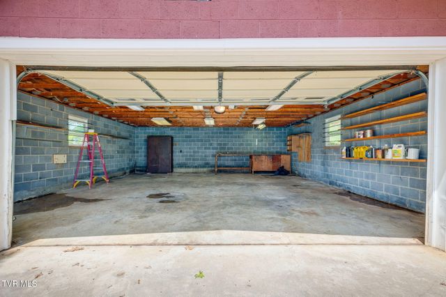 600 Allen Avenue, Elizabethton, TN 37643