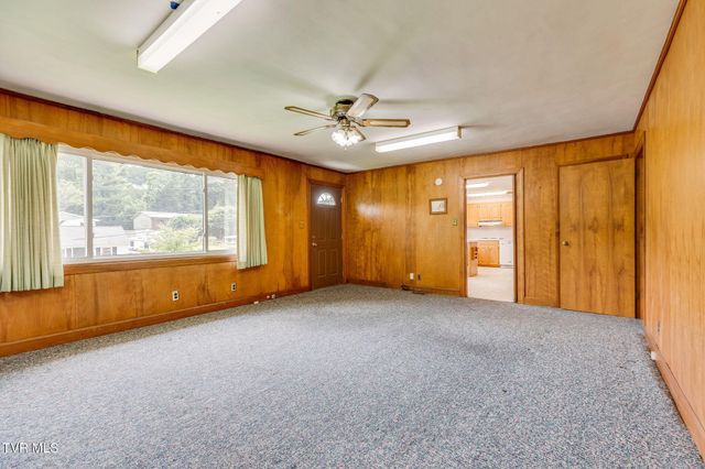 600 Allen Avenue, Elizabethton, TN 37643