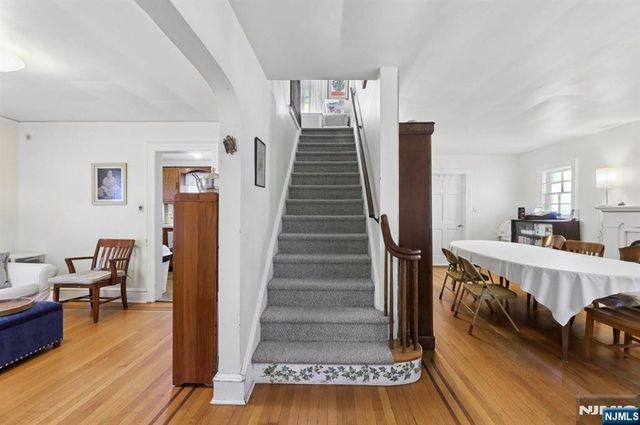 290 Winthrop Road, Teaneck, NJ 07666