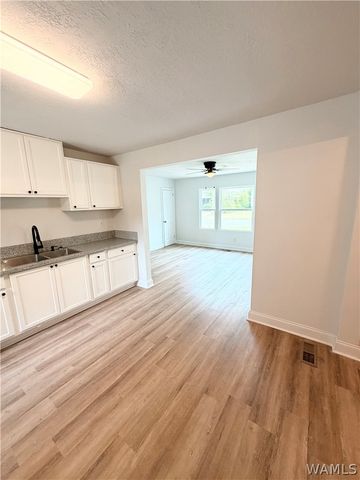 414 25th E, Tuscaloosa, AL 35401