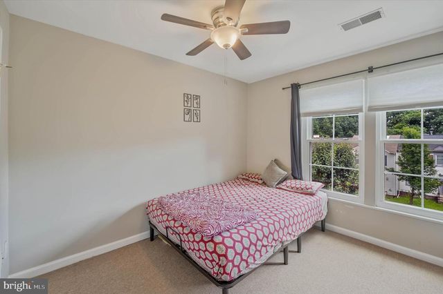 16808 CAPON TREE LN, Woodbridge, VA 22191