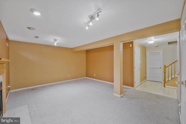 16808 CAPON TREE LN, Woodbridge, VA 22191