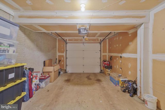 16808 CAPON TREE LN, Woodbridge, VA 22191