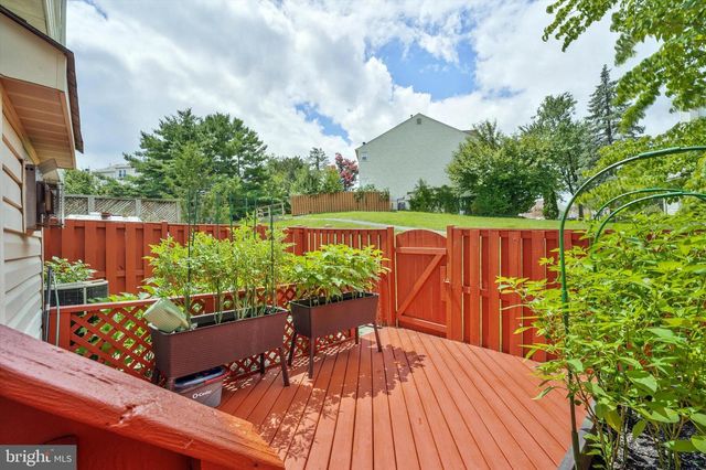 16808 CAPON TREE LN, Woodbridge, VA 22191