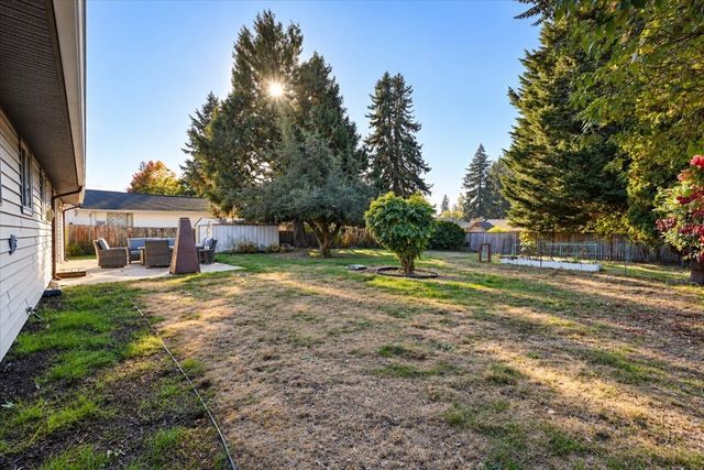1215 Queen Avenue NE, Renton, WA 98056