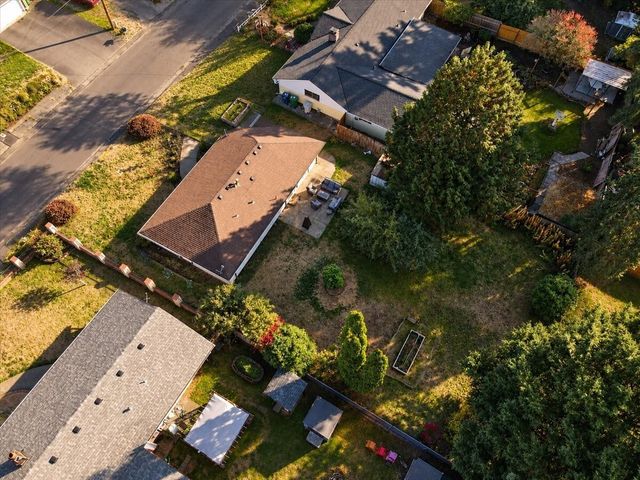 1215 Queen Avenue NE, Renton, WA 98056