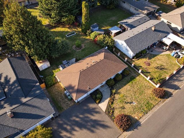 1215 Queen Avenue NE, Renton, WA 98056