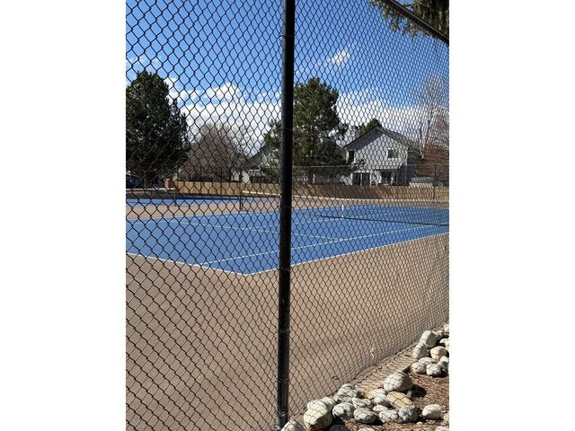 10617 Clarke Farms Dr, Parker, CO 80134