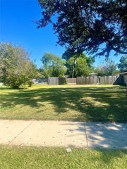 0 S 7th Street, La Porte, TX 77571