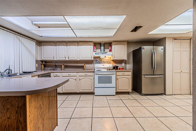 10315 Red Elm Road, Dallas, TX 75243