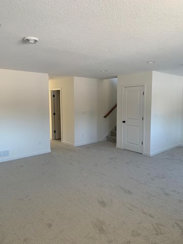 1896 Beaus Drive SE, Rochester, MN 55904