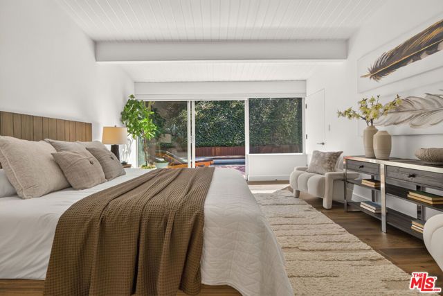2538 Hutton Drive, Beverly Hills, CA 90210