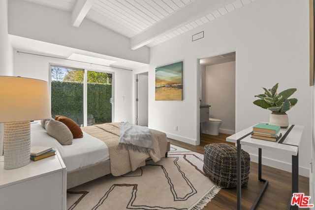 2538 Hutton Drive, Beverly Hills, CA 90210