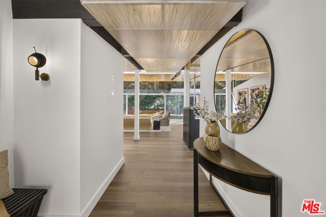 2538 Hutton Drive, Beverly Hills, CA 90210