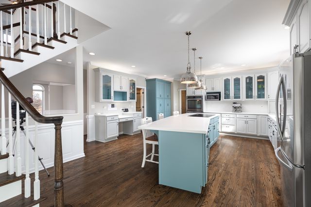 22743 Marina Drive, Plainfield, IL 60585