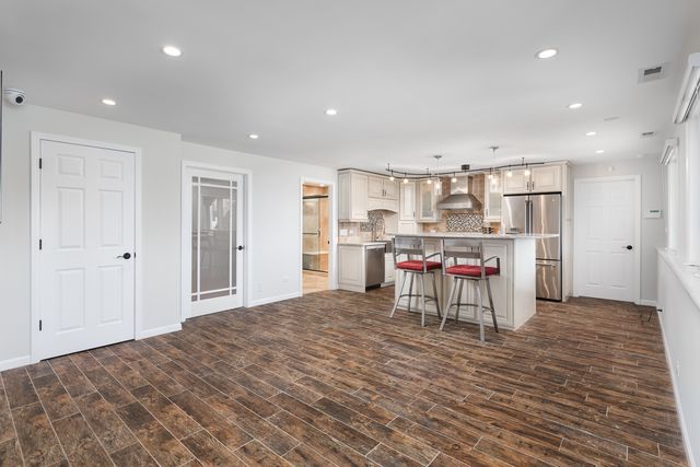 22743 Marina Drive, Plainfield, IL 60585