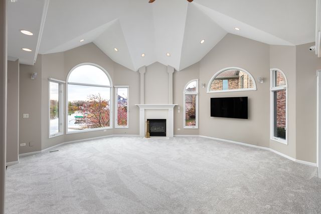 22743 Marina Drive, Plainfield, IL 60585