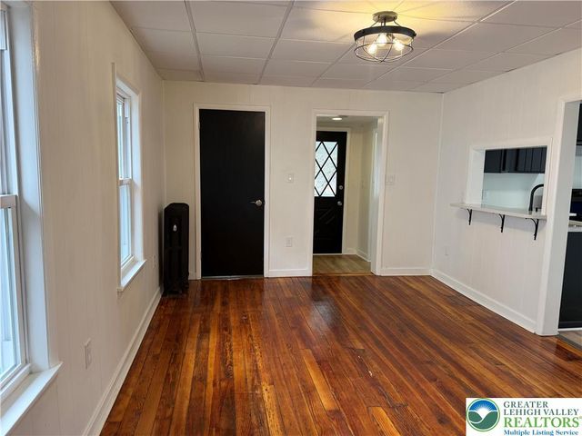 718 Willow Street, Scranton City, PA 18505