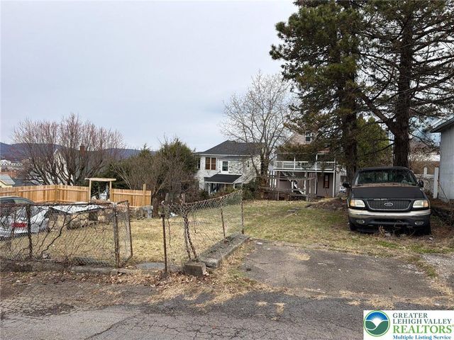 718 Willow Street, Scranton City, PA 18505