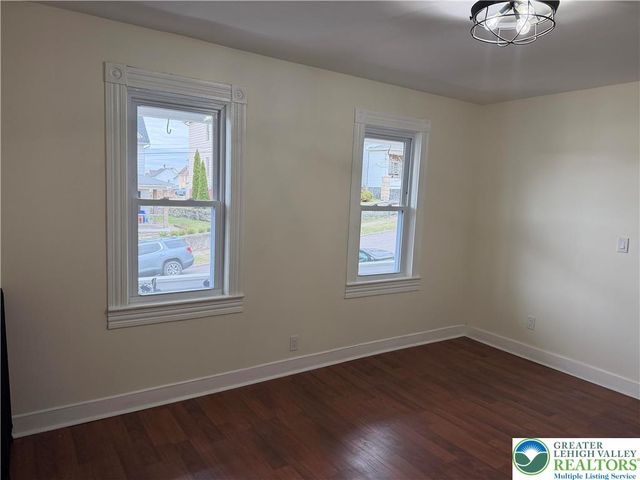 718 Willow Street, Scranton City, PA 18505