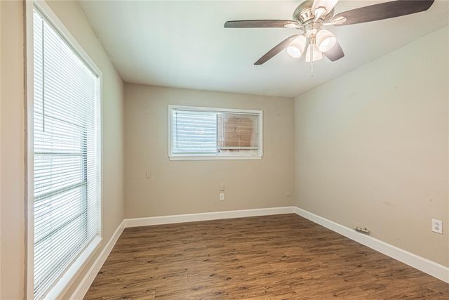 128 N Washington Street, Texas City, TX 77591