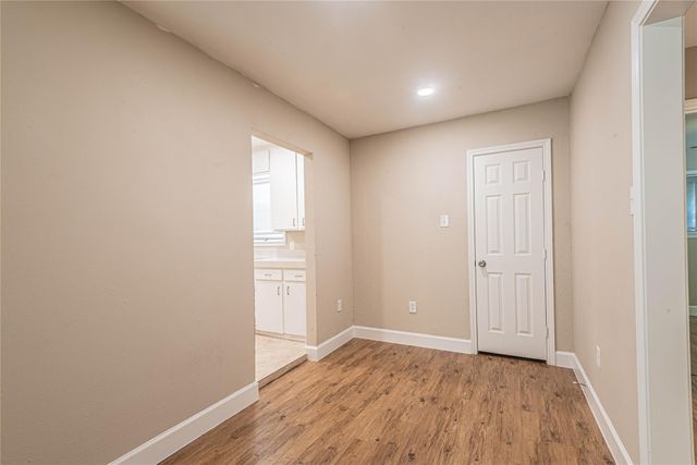 128 N Washington Street, Texas City, TX 77591