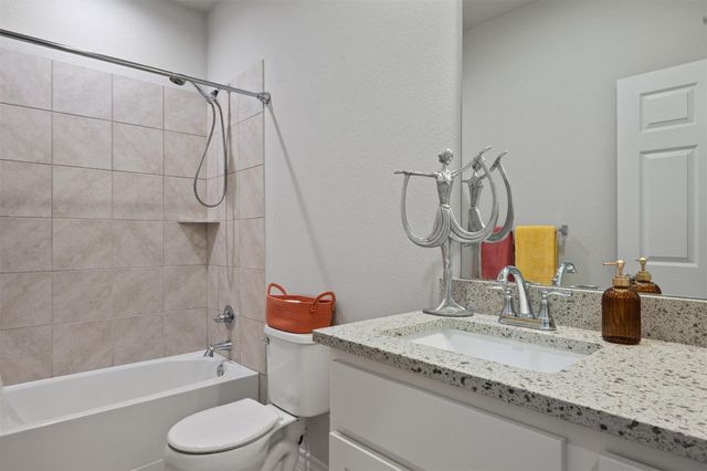 11917 Cimaizon DR, Austin, TX 78725