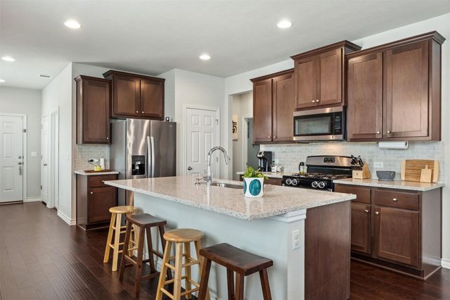 11917 Cimaizon DR, Austin, TX 78725