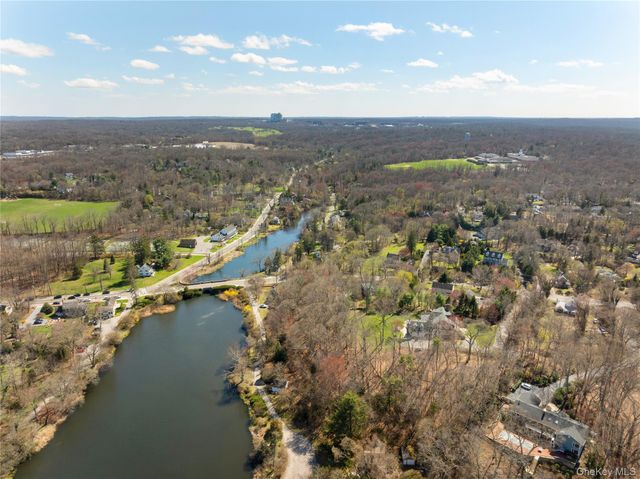 9 Old Field Road, Setauket, NY 11733