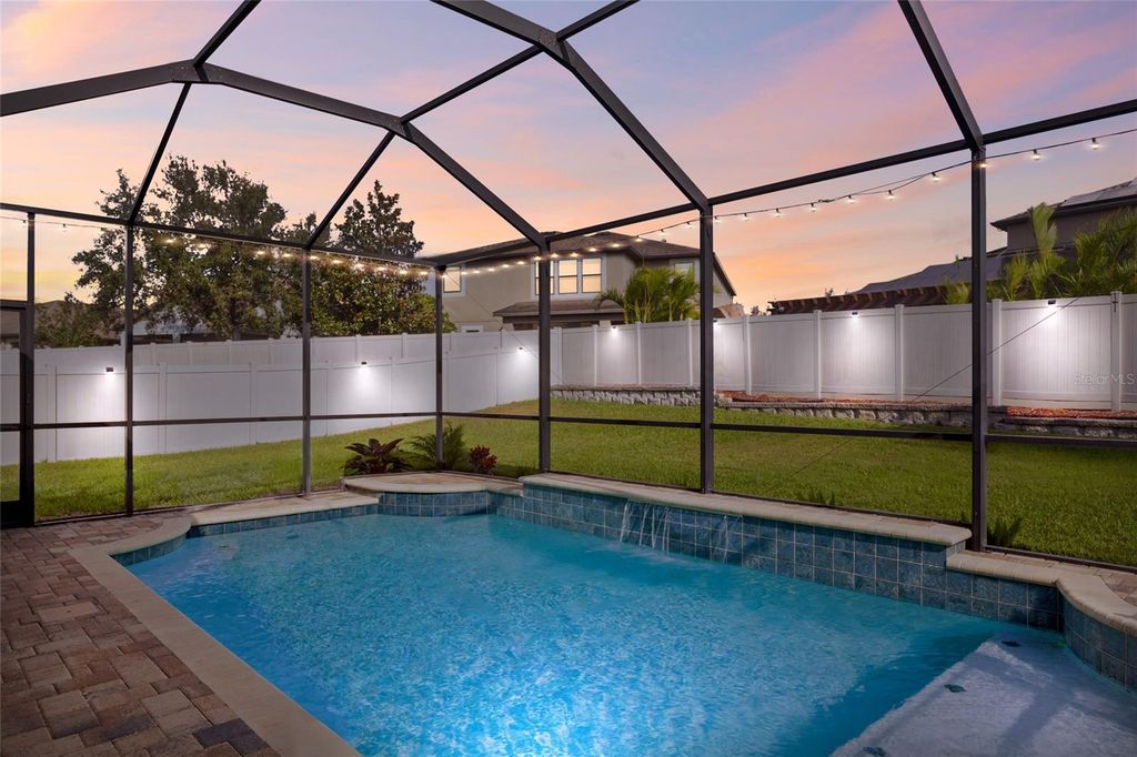 Image 23 of property listing at 11528 PALMETTO PINE STREET, Riverview, FL 33569