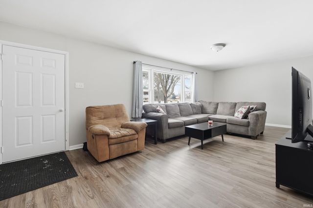 4825 Wheatridge Road, Fort Wayne, IN 46835