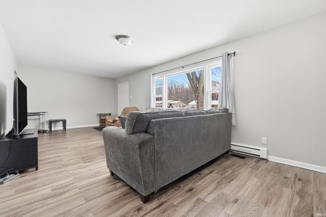 4825 Wheatridge Road, Fort Wayne, IN 46835