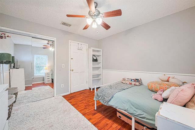 2328 Colleen Drive, Pearland, TX 77581