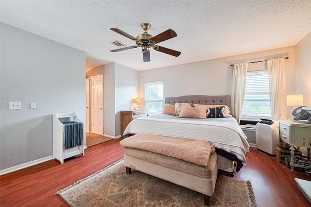 2328 Colleen Drive, Pearland, TX 77581