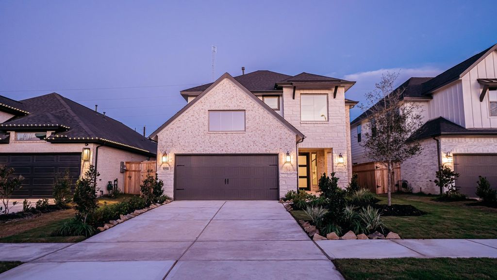 5219 Birch Shadow Drive, Fulshear, TX 77441