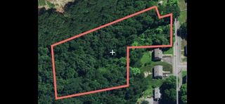 32 North St, South Hadley, MA 01075
