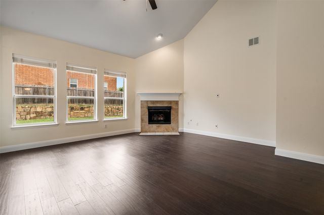 2719 Foxpoint Trail, Arlington, TX 76017