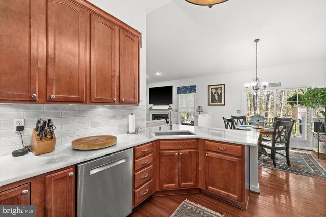 11113 PINEY FOREST DR, Bumpass, VA 23024