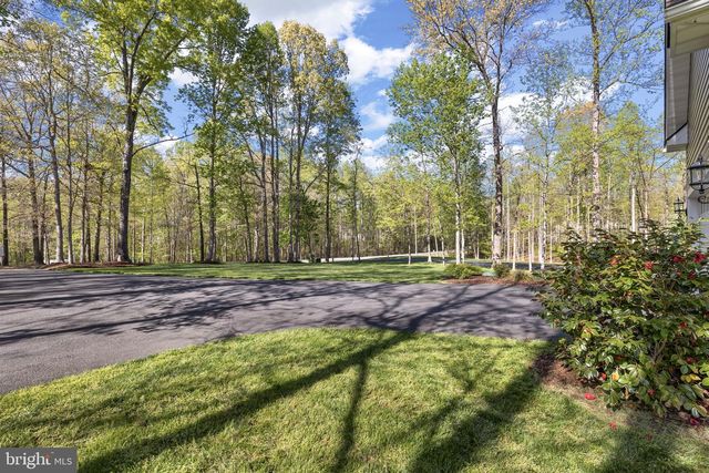 11113 PINEY FOREST DR, Bumpass, VA 23024