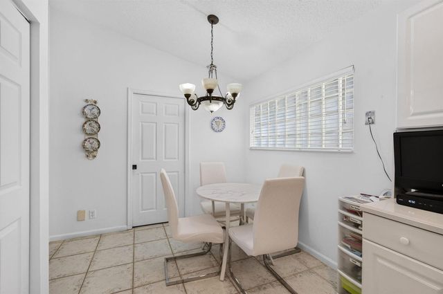 6265 Coral Reef Terrace, Boynton Beach, FL 33437