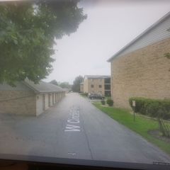 13300 W Circle Drive Parkway G222, Crestwood, IL 60418