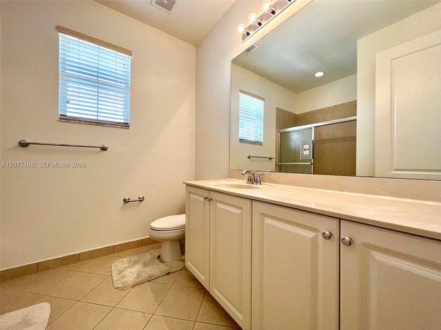 3280 NW 126th Avenue, Sunrise, FL 33323