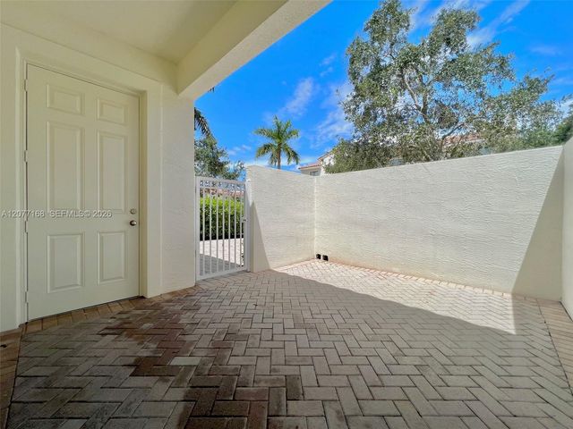3280 NW 126th Avenue, Sunrise, FL 33323