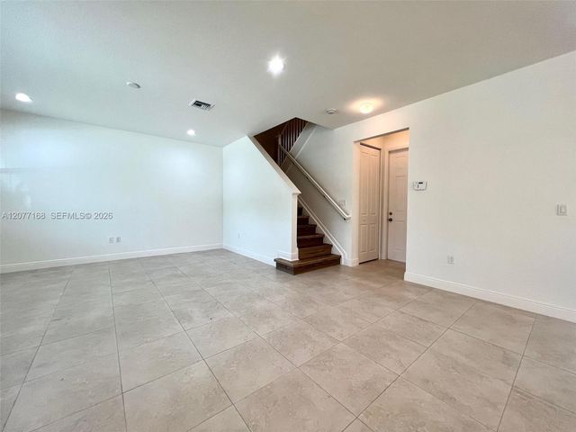 3280 NW 126th Avenue, Sunrise, FL 33323