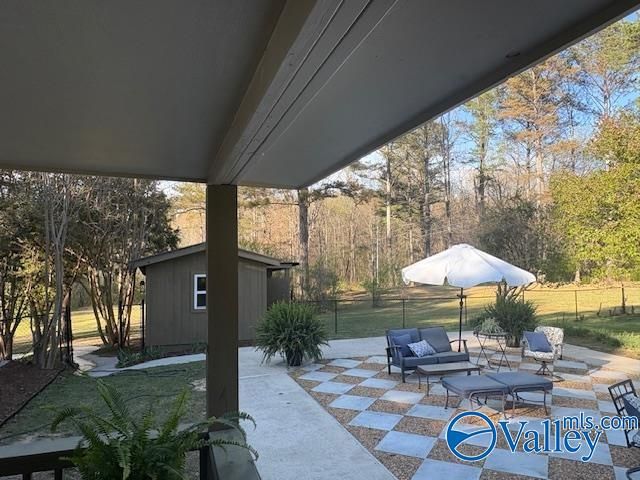 3715 Fall Bluff Drive, Decatur, AL 35603