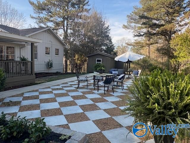 3715 Fall Bluff Drive, Decatur, AL 35603