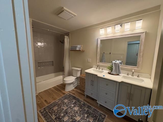 3715 Fall Bluff Drive, Decatur, AL 35603